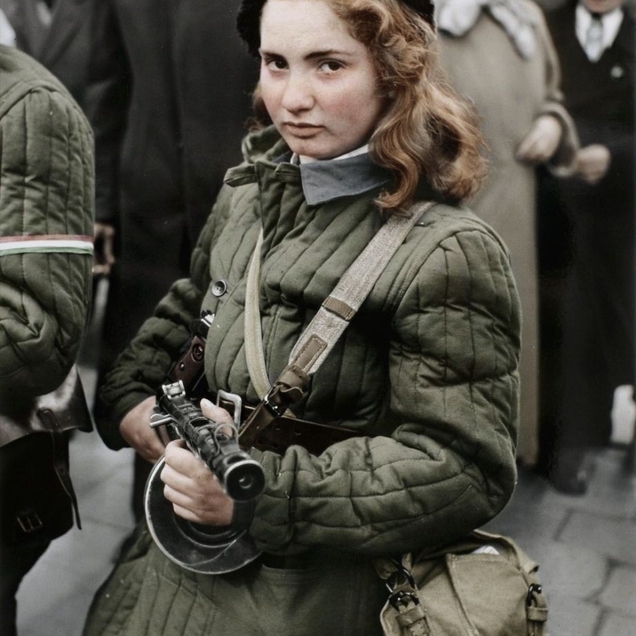 15 year old Hungarian freedom fighter, Budapest 1956.jpg