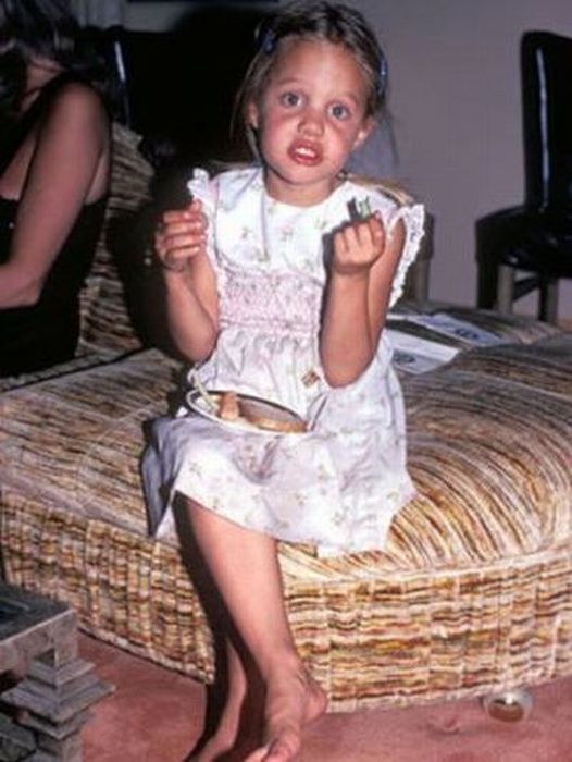 8 years old Angelina Jolie.jpg
