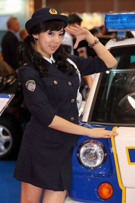 female-police5.jpg