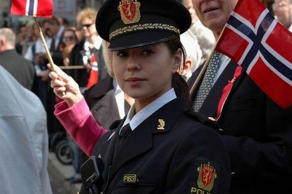 female-police19.jpg