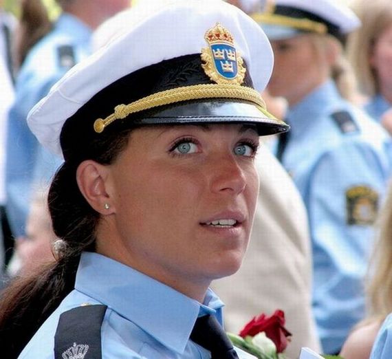 female-police23.jpg