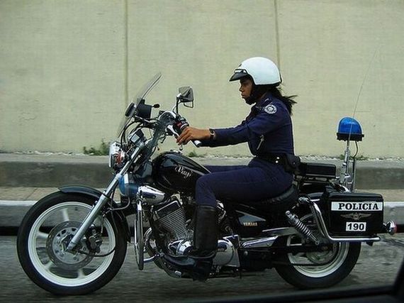 female-police34.jpg