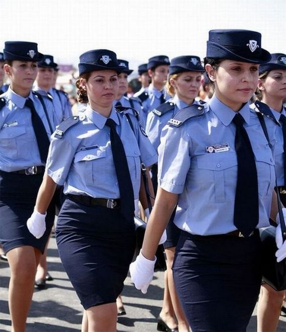 female-police35.jpg