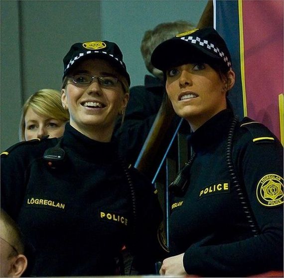 female-police43.jpg