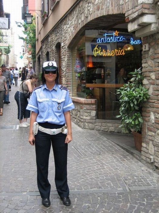 female-police50.jpg