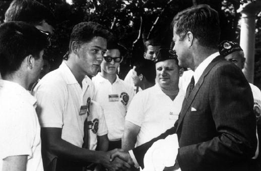 A young Bill Clinton meeting John F. Kennedy at the White House in 1963.jpg