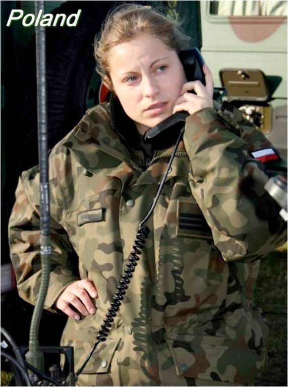 female soldier25.jpg