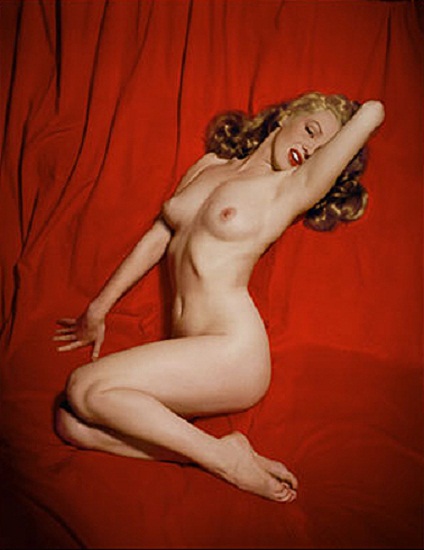20Marilyn Monroe (Velvet Portrait), 1949.jpg