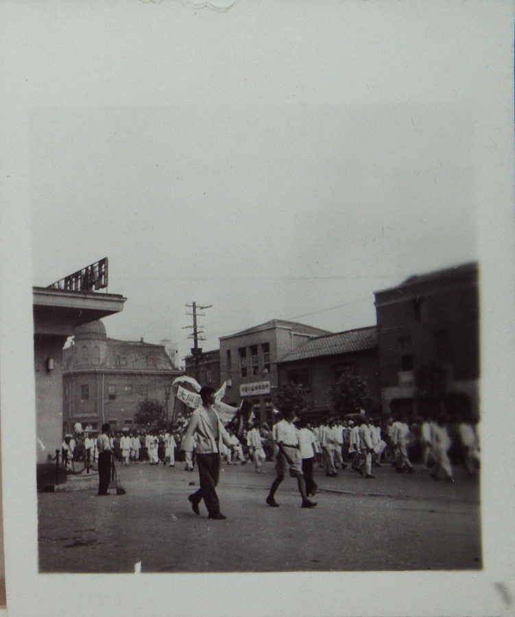 Liberation Day parade, 815 47.jpg