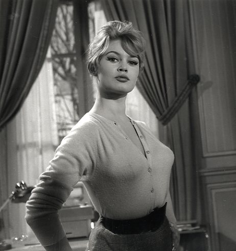 Brigitte Bardot circa 1960, by Daniel Frasnay.jpg