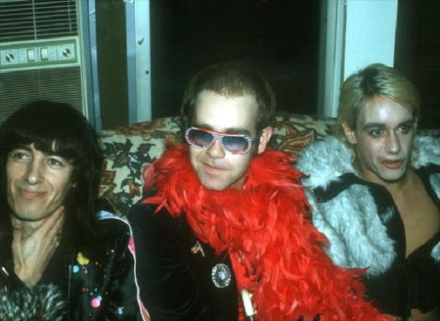 779 Bill Wyman, Elton John &amp; Iggy Pop (1975).jpg