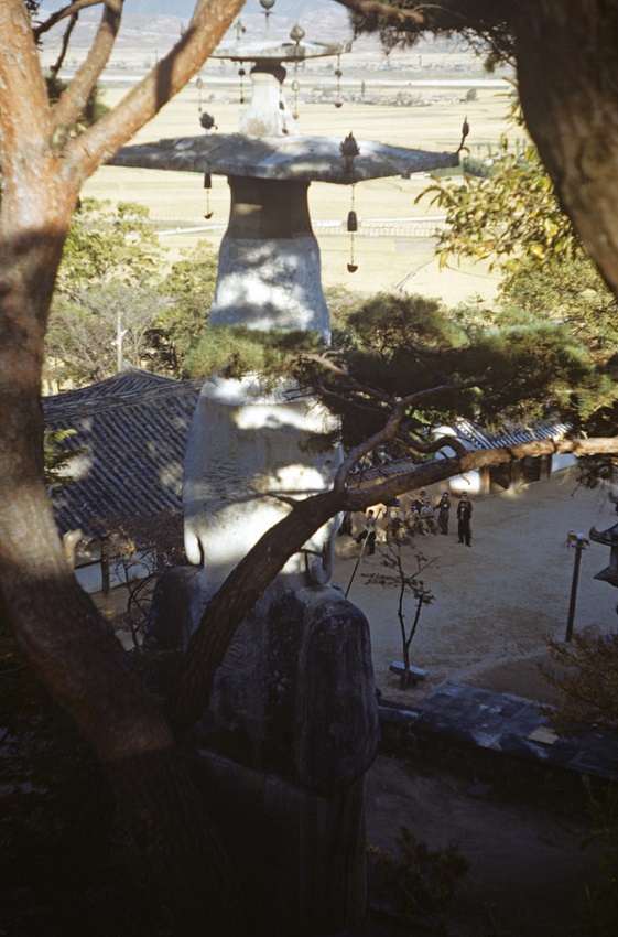 165 Kwanchoksa Temple View,1952.jpg