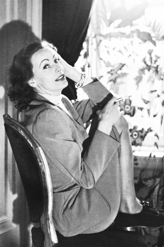 Greta Garbo, fotografiada por Cecil Beaton, 1946.jpg
