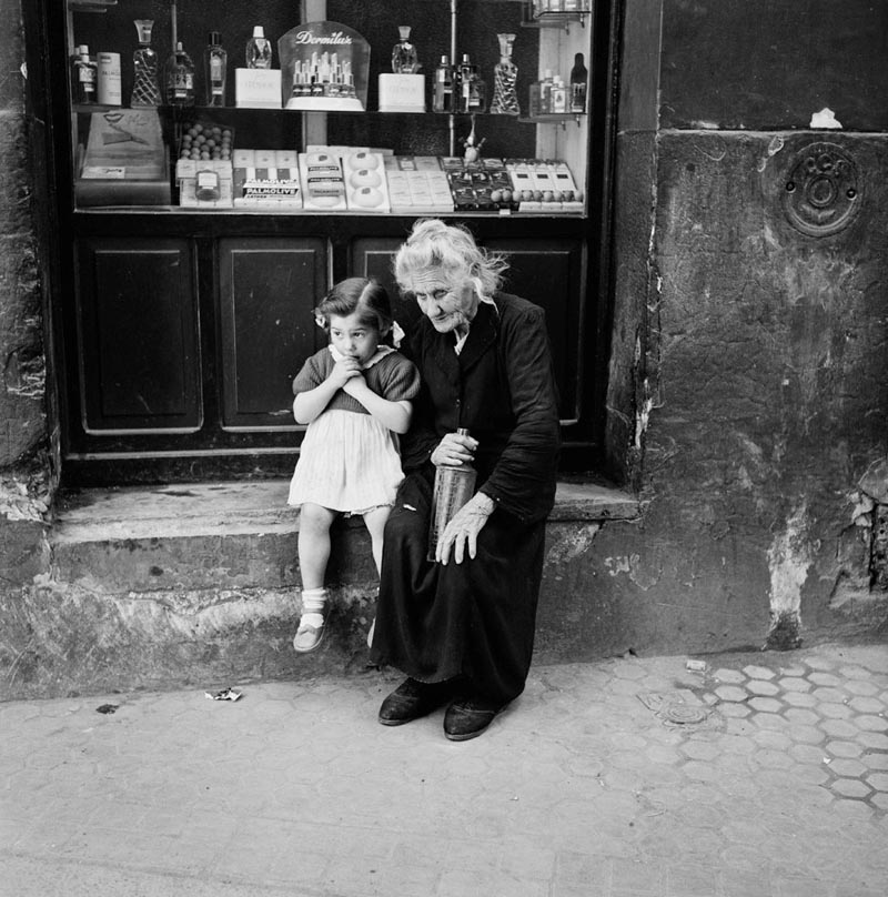 9 Grandmother and Child, Spain, 1956.jpg