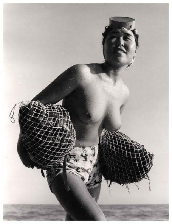 Japanese Female Pearl Diver c. 1950.jpg