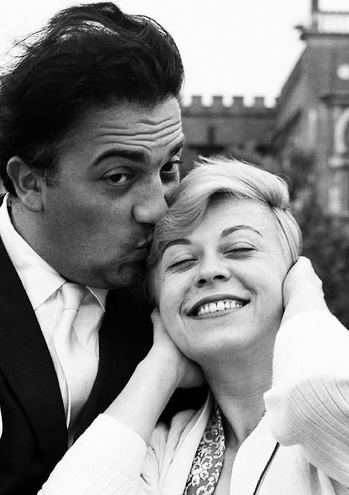Federico Fellini and Giulietta Masina, Venice, 1955.jpg