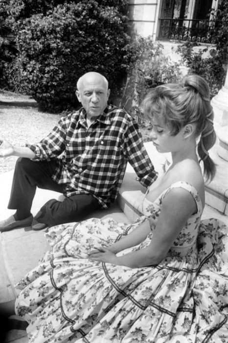 Pablo Picasso and Brigitte Bardot, 1956..jpg