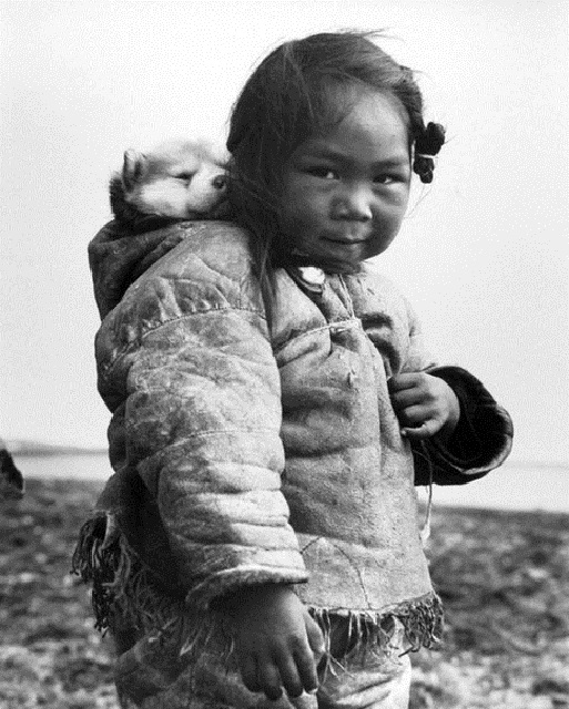 Little èskimoska and her Husky, 1949..jpg
