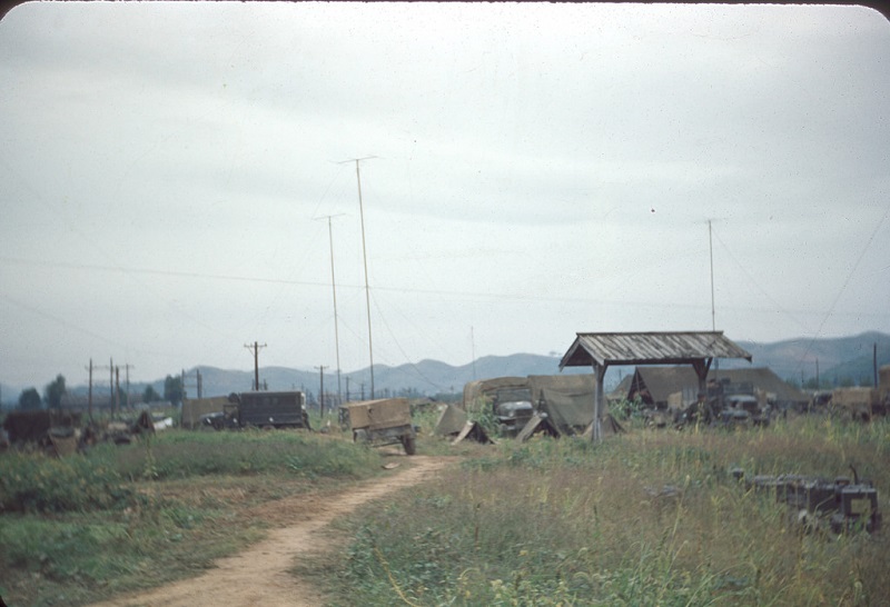 33 8035th Signal Unit, 1950.jpg