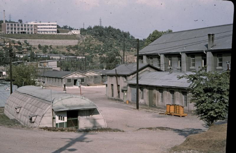 Niblo Barracks Hannam-dong color.jpg