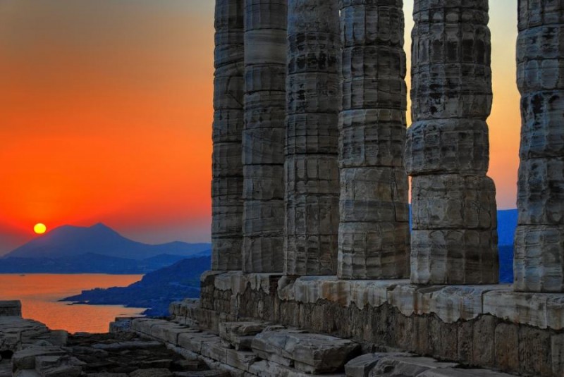 Temple of Poseidon.jpg