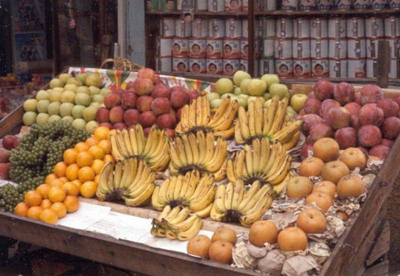 206 Fruit Vendor Tague.jpg