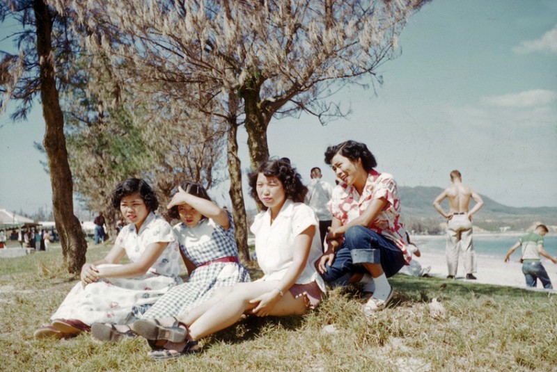 L-R Fumiko, Eureko, Hideko, Kazuko at Ishikawa.jpg