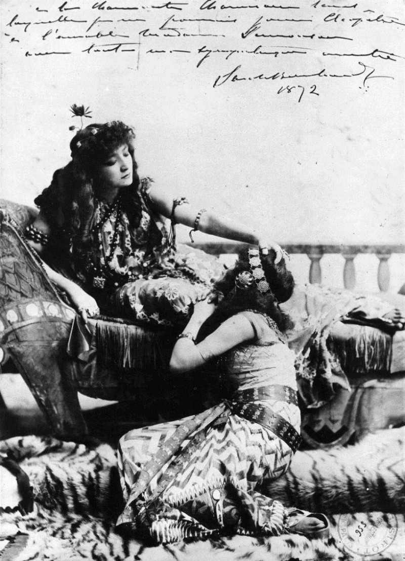 Cleopatra-Sarah-Bernhardt-2629161a.jpg