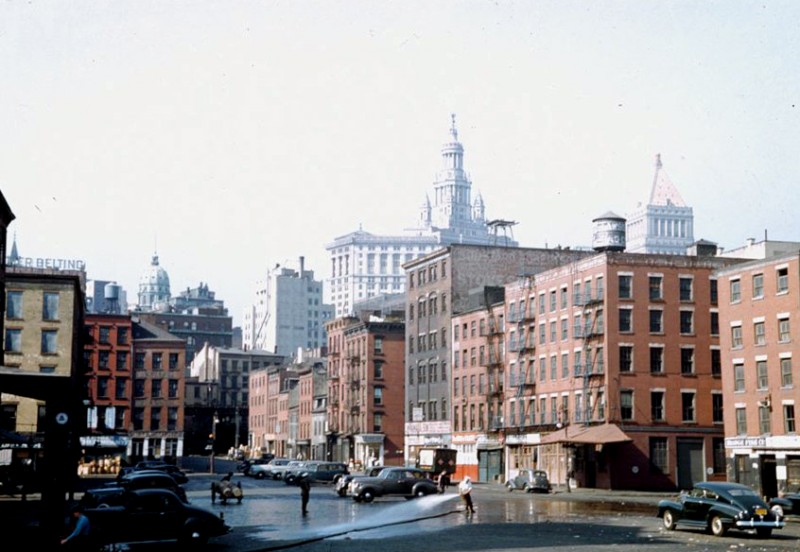 Looking-up-Fulton-St_-from-South-St-1941.jpg
