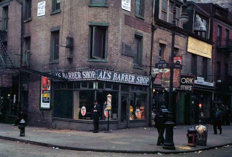 Southeast-corner-of-1st-St_-and-Bowery-1942.jpg