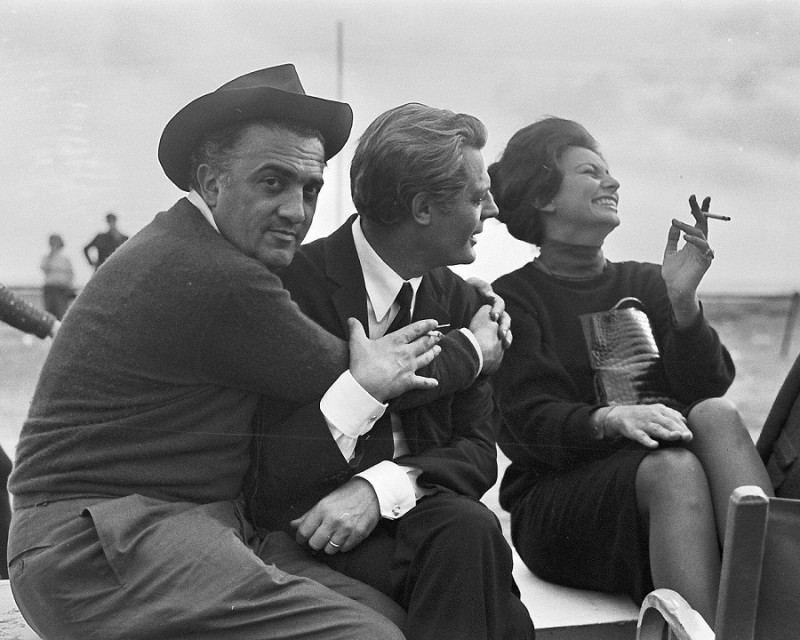 Federico Fellini, Marcello Mastroianni and Sophia Loren.jpg
