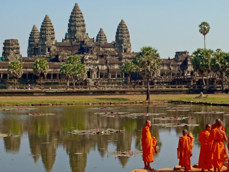 clamber-over-the-ruins-of-angkor-wat-in-cambodia.jpg