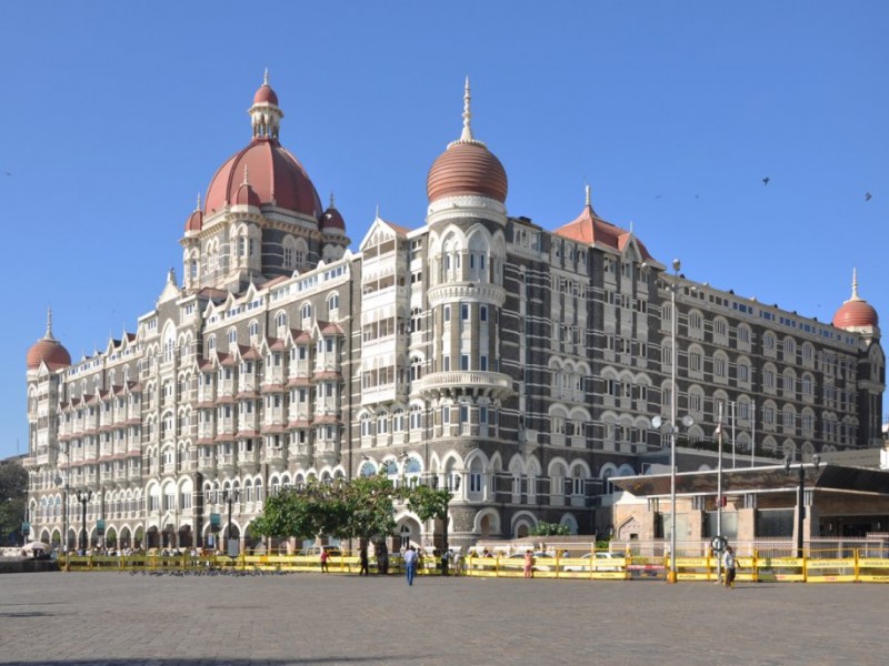 live-like-a-maharaja-at-the-taj-mahal-palace-hotel-in-mumbai-india.jpg