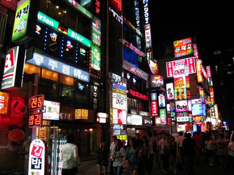 see-what-seouls-ritzy-gangnam-neighborhood-is-really-all-about.jpg
