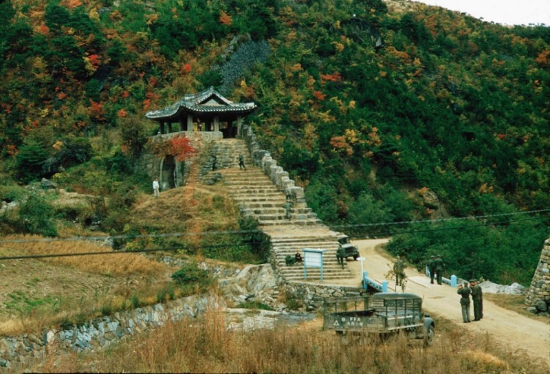 134K-16 Castle ruins Korea1954-55.jpg