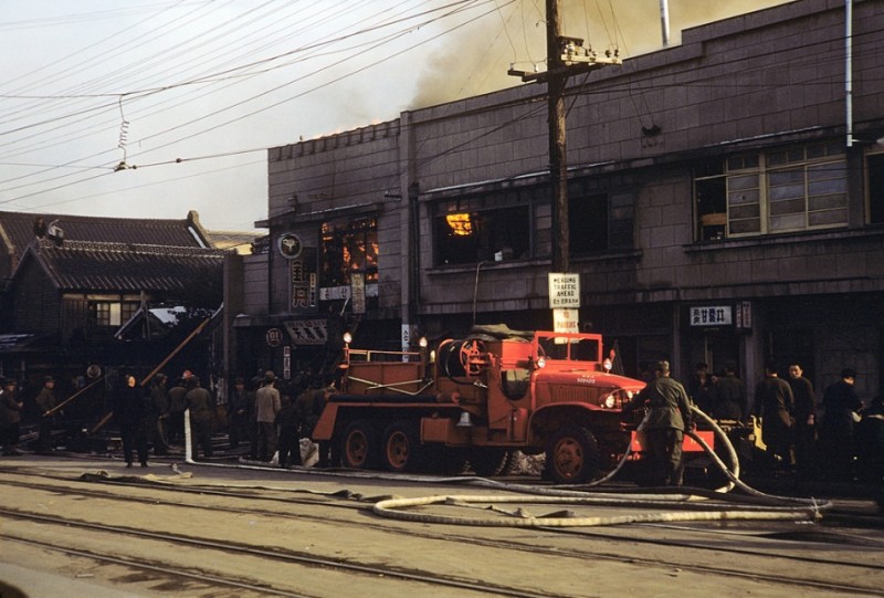 258Fire in Busan, 1952.jpg