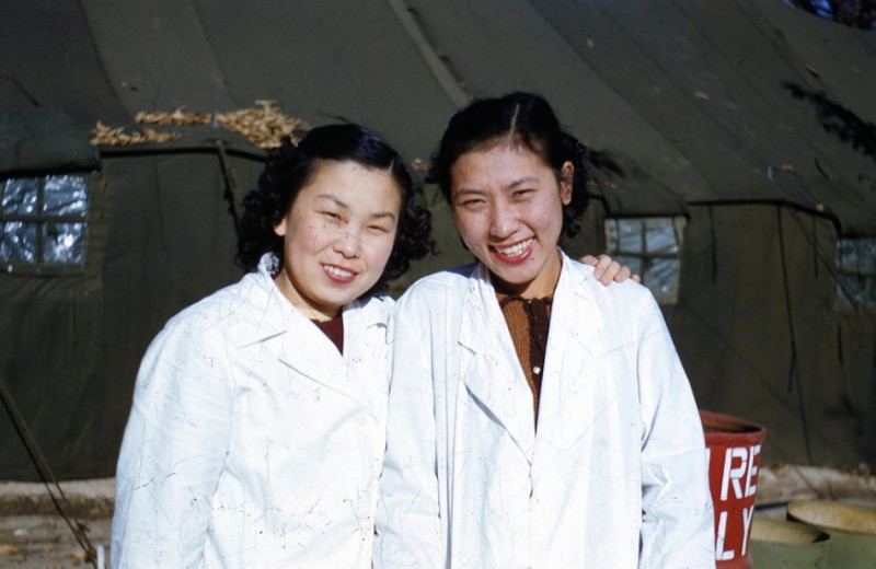 83 Miss Moon og Kim (1952).jpg