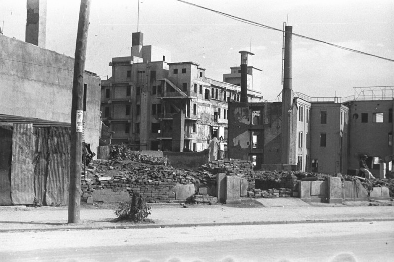 22 War Ruins, 1952.jpg
