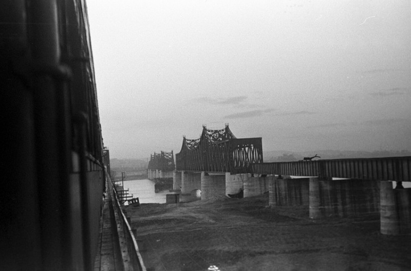 47 Han River Bridge,1952.jpg