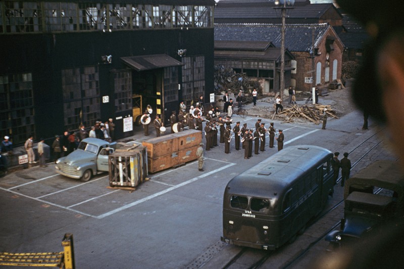 17 Army Band at Dockside, Sasebo, 1952.jpg