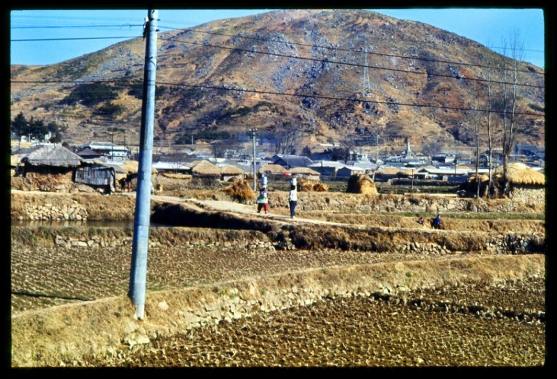korea---farming-village-2.jpg