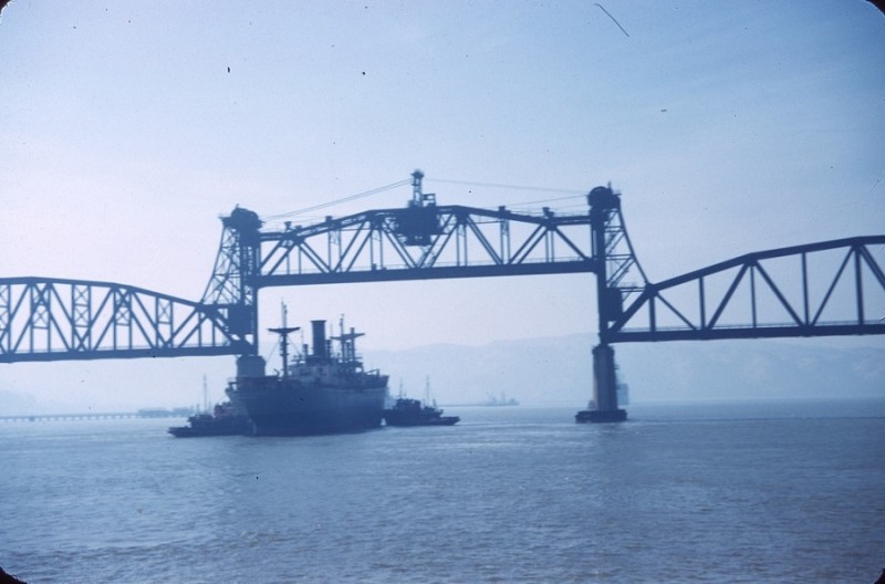 4 San Francisco Harbor, 31 Oct 1952.jpg