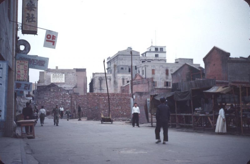 y9 Seoul, 1952.jpg