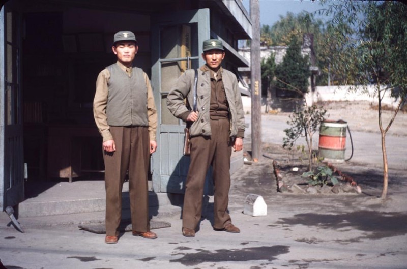 y12 ROK Policemen, 1952.jpg