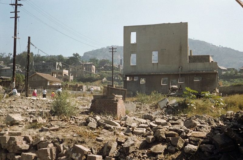 Ruins of Seoul, 1953a.jpg