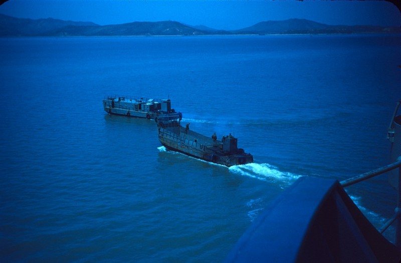 95a Landing Barges at Inchon,April 1952.jpg