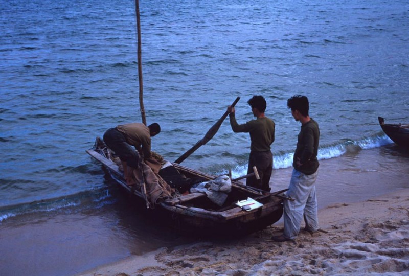 21a Fishing Boat at Sokcho-Ri, 1953.jpg