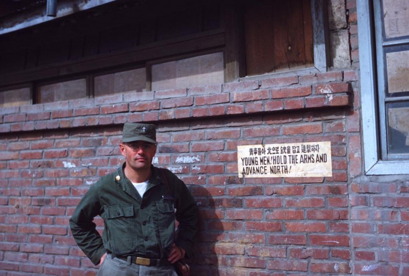 1 Major Edgar Tainton, Jr US Army. Seoul 1953.jpg