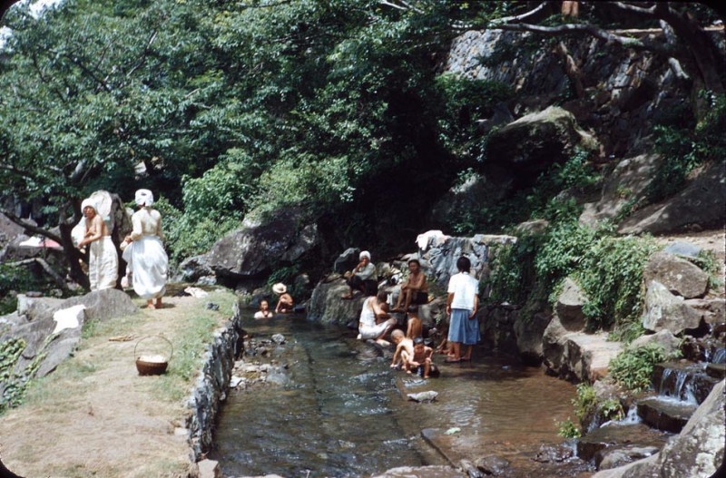 23 Bathers, Cheju-Do, 1953.jpg