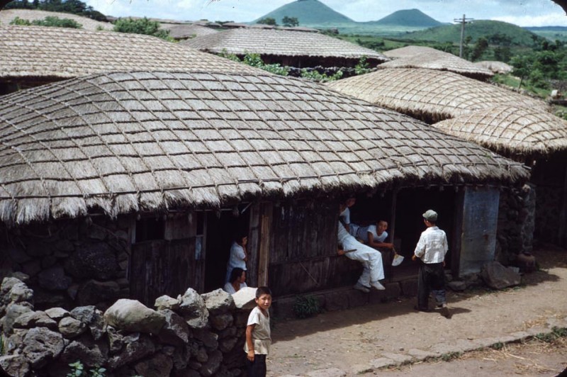 24 Typical Houses on Cheju-Do, 1953.jpg